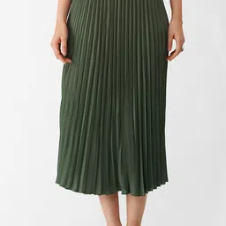 AASK Pleated Crepe Midi Flared Skirt-image-25