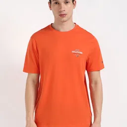 Tommy Hilfiger Men Solid Round Neck Cotton T-shirt-image-98