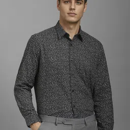 Louis Philippe Men Classic Spread Collar Floral Printed Cotton Formal Shirt-image-94
