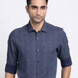 Turtle Printed Modern Slim Fit Opaque Formal Shirt-image-30