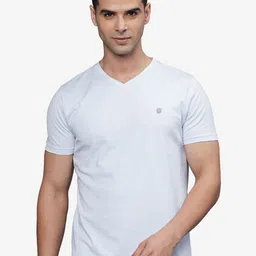 t-base Men V-Neck Applique T-shirt-image-56