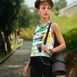 New Balance Women Green & Pink Printed T-shirt-17