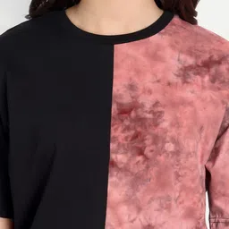 COLOR CAPITAL Women Black & Red Tie and Dye Dyed Pure Cotton T-shirt image 2
