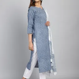 Rajnandini Women Bandhani Printed Regular Beads and Stones Pure Cotton Kurta with Trousers & With Dupatta image 5