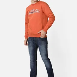 t-base Men Rust Printed Sweatshirt image 3