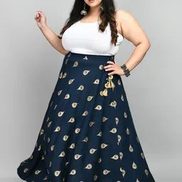 PrettyPlus by Desinoor.com Women Plus Size Printed Flared Maxi Skirt image 5