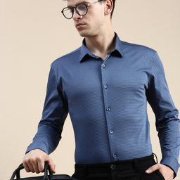 INVICTUS Spread Collar Comfort Slim Fit Micro Checked Knit Formal Shirt-picture-1