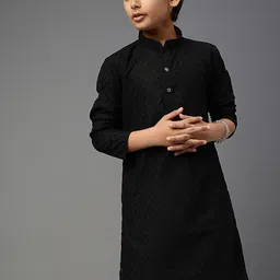 YK Boys Ethnic Motif Chikankari Embroidered Straight Kurta-image-22
