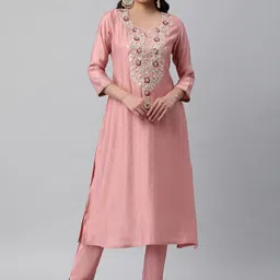 KAMI KUBI Round Neck Three Quarter Sleeves Embellished Thread Work Kurta-29