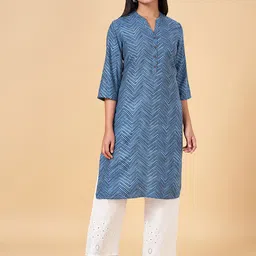 RANGMANCH BY PANTALOONS Chevron Shirt Collar Striped Kurta-57