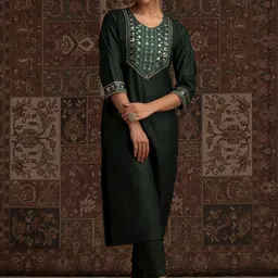 Anouk Ethnic Motifs Embroidered Round Neck Three-Quarter Sleeves Straight Kurta-26