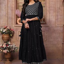 Rangita Floral Embroidered Anarkali Kurta-picture-21