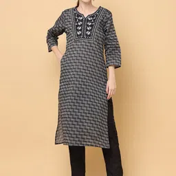 aayusika Checked Printed Notched Neck Cotton Straight Kurta-11