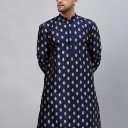 VASTRAMAY Ethnic Motifs Foil Printed Mandarin Collar Kurta-picture-7