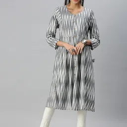 SHOWOFF Chevron Printed A-Line Kurta-27