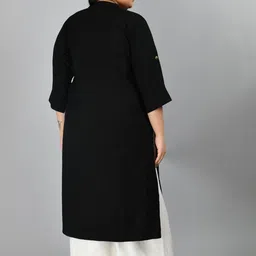PrettyPlus by Desinoor.com Plus Size Staright Band Collar Kurta image 5