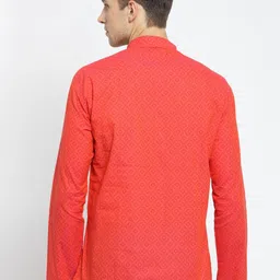 RG DESIGNERS Men Red Patchwork Handloom Kurta image 5