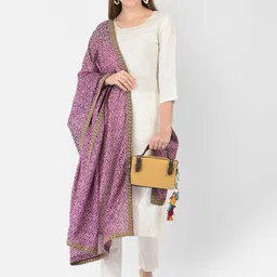 Span Women White Embroidered  Kurta image 5