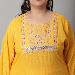 Rajnandini Women Plus Size Floral Embroidered Pure Cotton Kurta with Sharara & Dupatta image 2