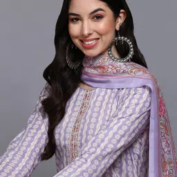 AHIKA Lavender Geometric Printed Kurta & Trousers With Dupatta image 2