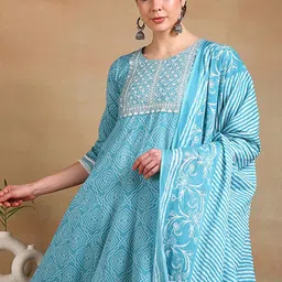 AHIKA Women Bandhani Printed Regular Thread Work Kurta with Trousers & With Dupatta image 2