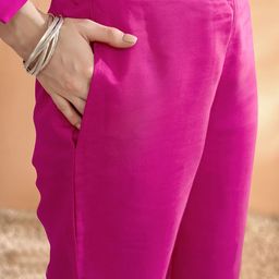Anouk Fuchsia Ethnic Motifs Embroidered Thread Work Straight Kurta With Trousers &Dupatta image 3