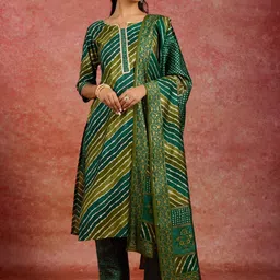 Libas Leheriya Printed Regular Gotta Patti Kurta with Trousers & Dupatta image 5