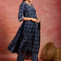 Libas Bandhani Printed Regular Gotta Patti Kurta With Trousers & Dupatta image 5