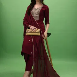THE52 Floral Yoke Design Regular Thread Work Kurta with Trousers & With Dupatta image 5
