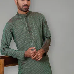 Jompers Men Geometric Thread Work Kurta image 5
