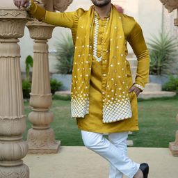 KAAJ BUTTON Floral Embroidered Regular Kurta with Trousers & Dupatta-picture-30