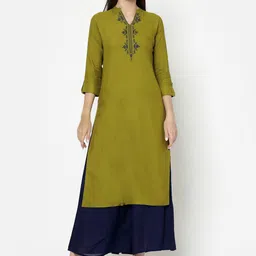 SkyaSia Floral Embroidered Thread Work Mandarin Collar Kurta With Palazzos-picture-25