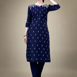 Rujave Ethnic Motifs Embroidered Regular Thread Work Kurta with Churidar-50