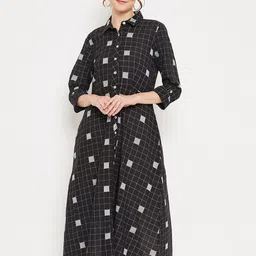 Cantabil Women Black & White Geometric Printed Kurta-image-7