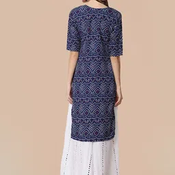 7threads KALINI Women Navy Blue Geometric Printed Crepe Kurta image 5