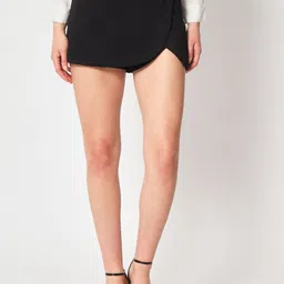 Zastraa Women Black Slim Fit High-Rise Skorts-39
