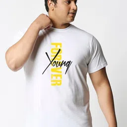 Bewakoof Men Young Forever Side Graphic Printed Plus Size T-shirt-image-6
