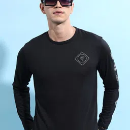 HIGHLANDER Black & White Graphic Printed Relaxed Fit T-shirt-picture-27