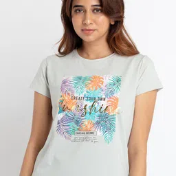 Status Quo Typography Printed Tropical T-shirt-image-75