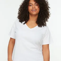 Trendyol Women White Cotton Solid V-Neck T-shirt-image-57