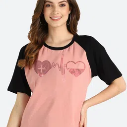 shashvi Women Pink Colourblocked Printed T-shirt-image-23