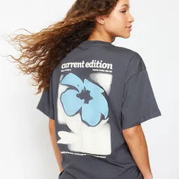 Trendyol Round Neck Short Sleeves Graphic Printed Regular Fit Cotton T-shirt-picture-40