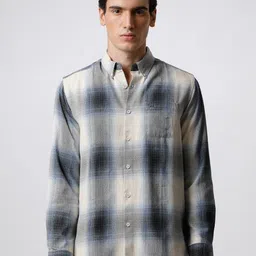 THE BEAR HOUSE Men Slim Fit Checked Pure Cotton Casual Shirt-53