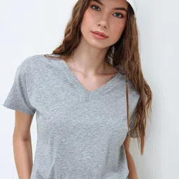 Trend Alacati stili Half Sleeve V-Neck Cotton T-shirt-image-35