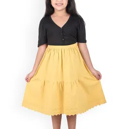 Miyo Tiered & Flared Midi Skirt-image-82