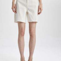 DeFacto Women Mid Rise Pure Cotton Chino Shorts-picture-17