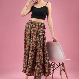 Deewa Abstract Printed Flared Maxi Skirts image 3
