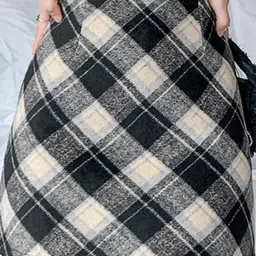 StyleCast Women Checked Above Knee Skirt image 4