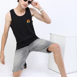 HIGHLANDER Men Black Printed Slim Fit Cotton T-shirt-image-5