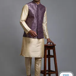 VASTRAMAY Mandarin Collar Sequinned Straight Kurta With Trousers & Nehru jacket-picture-10